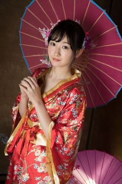 含泪做1小檀香